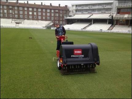 C:\Users\Iainj\Desktop\Oval Pics March\Photos\055.JPG